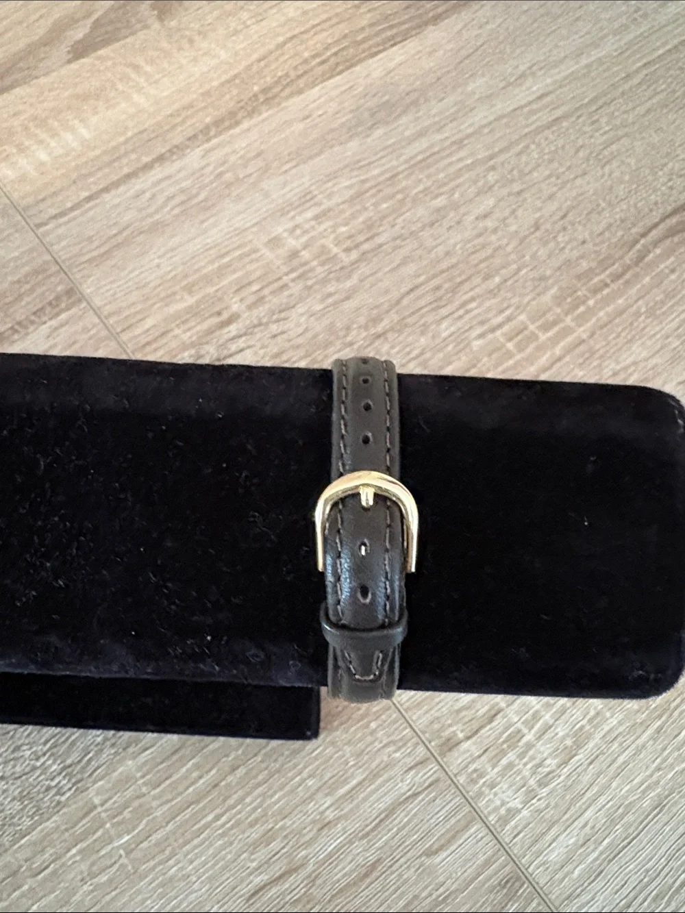 Pulsar Watch: Two-Tone Dial Silver and Gold  Leather Band Vintage 90’s